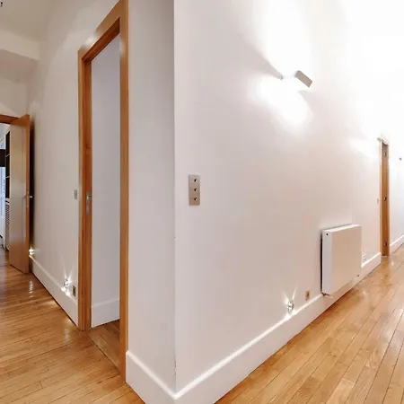 Exceptional - 4bdr 10p - Tour Eiffel Apartment