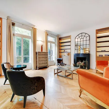 Exceptional - 4bdr 10p - Tour Eiffel Apartment Paris